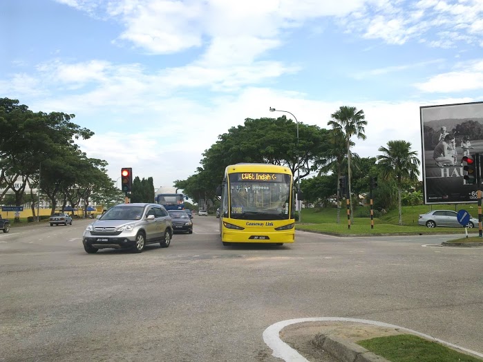 homestaylegoland-bus-transportation-bukit indah to Legoland Malysia
